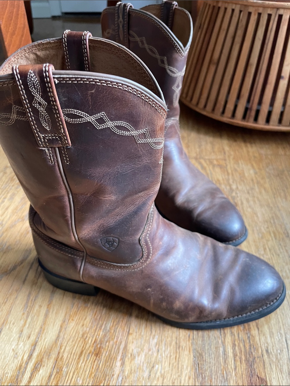 Ariat Brown Leather Cowboy Pull-On Boots